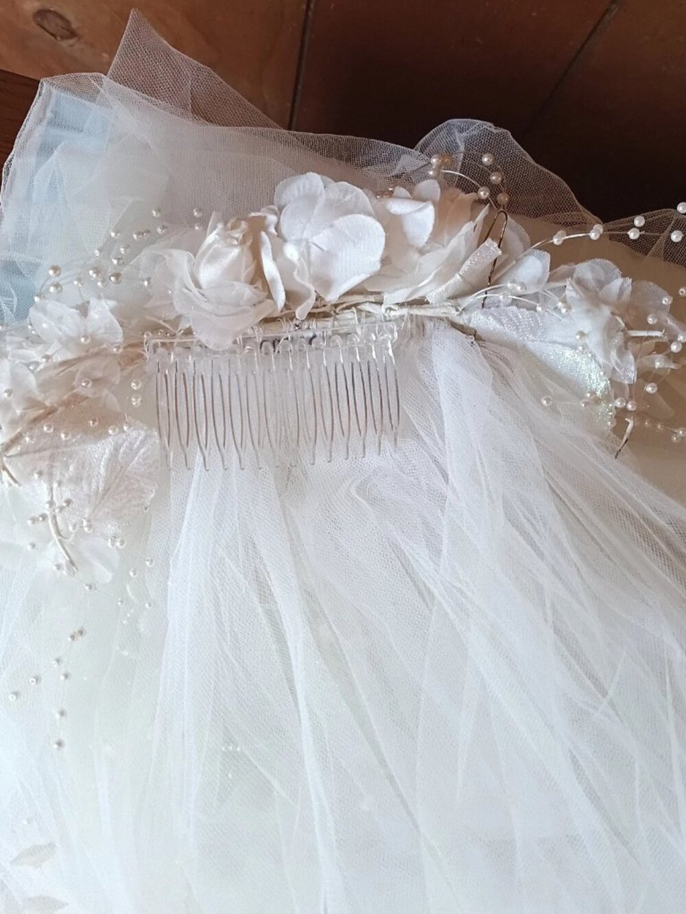 Bridal Wedding Veil White Tulle Floral Pearl Beaded Comb Cathedral Length - Picture 5 of 5